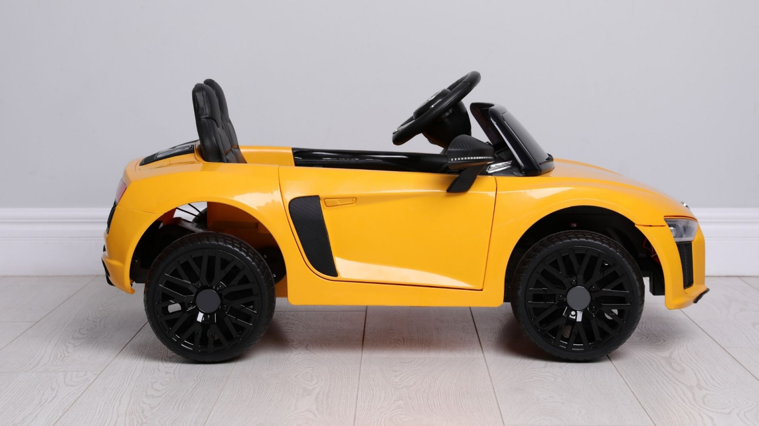 What You Should Know Before Buying Your Kid a RideOn Car